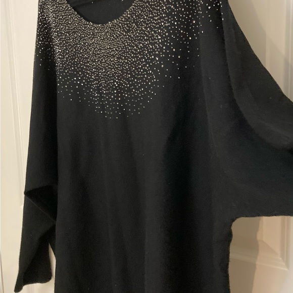 Sweaters - Gorgeous Warm Sparkling Size 3X Rhinestone Sweater TOP Flattering Long-Sleeves!
